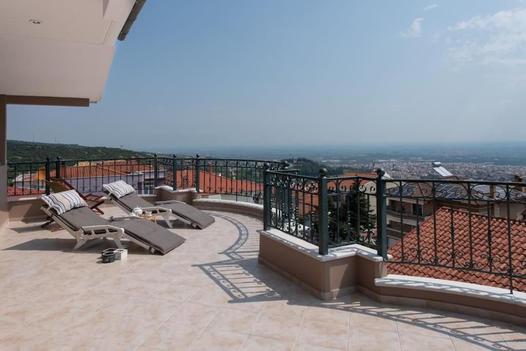 Apartment Amazing View With Huge Balcony *